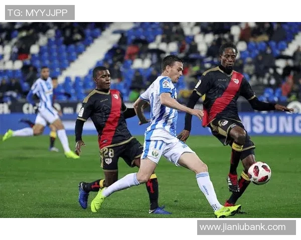 全球挑战赛分析：JDG团队协作的亮眼表现与战术深度探讨