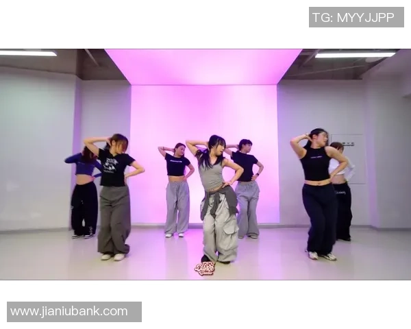 南京街舞队的耐力挑战揭秘街头舞蹈的激情与坚持