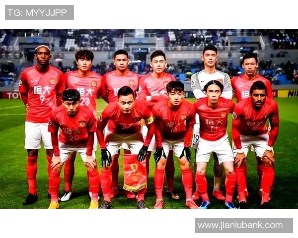 上港足球队员在新赛季的表现与未来发展展望分析 上港足球队员在新赛季的表现与未来发展展望分析